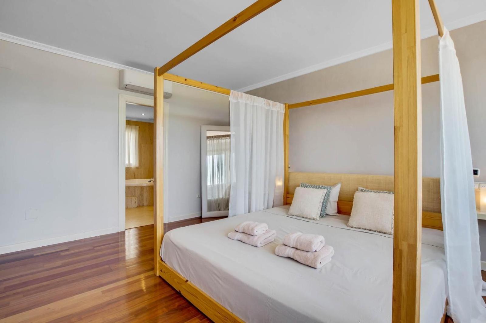 Penthouse Oasis With Private Pool Torremolinos